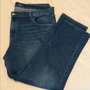 Old Navy Mid-Rise Wow Boyfriend Jeans